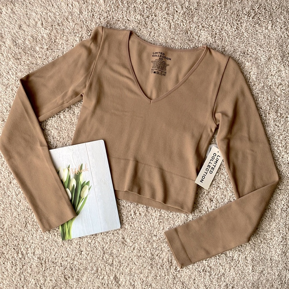 Limited Collection | Long Sleeve Crop Top